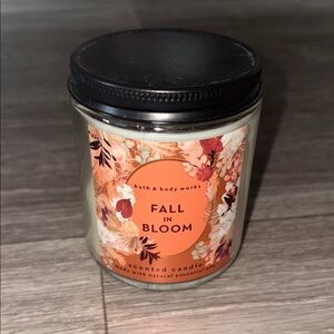 Bath & Body Works Fall in Bloom Scented Candle